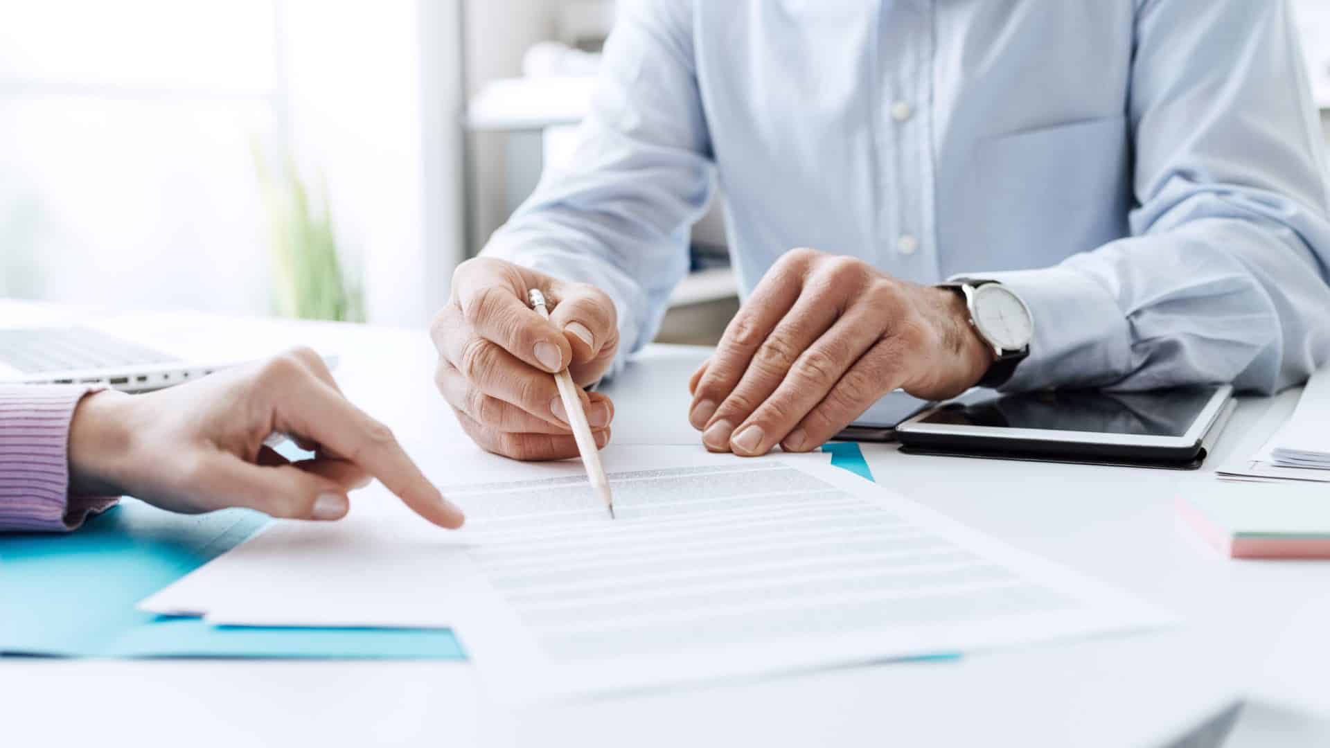 Common Contract Clauses That Could Cost Your Business in Washington Image